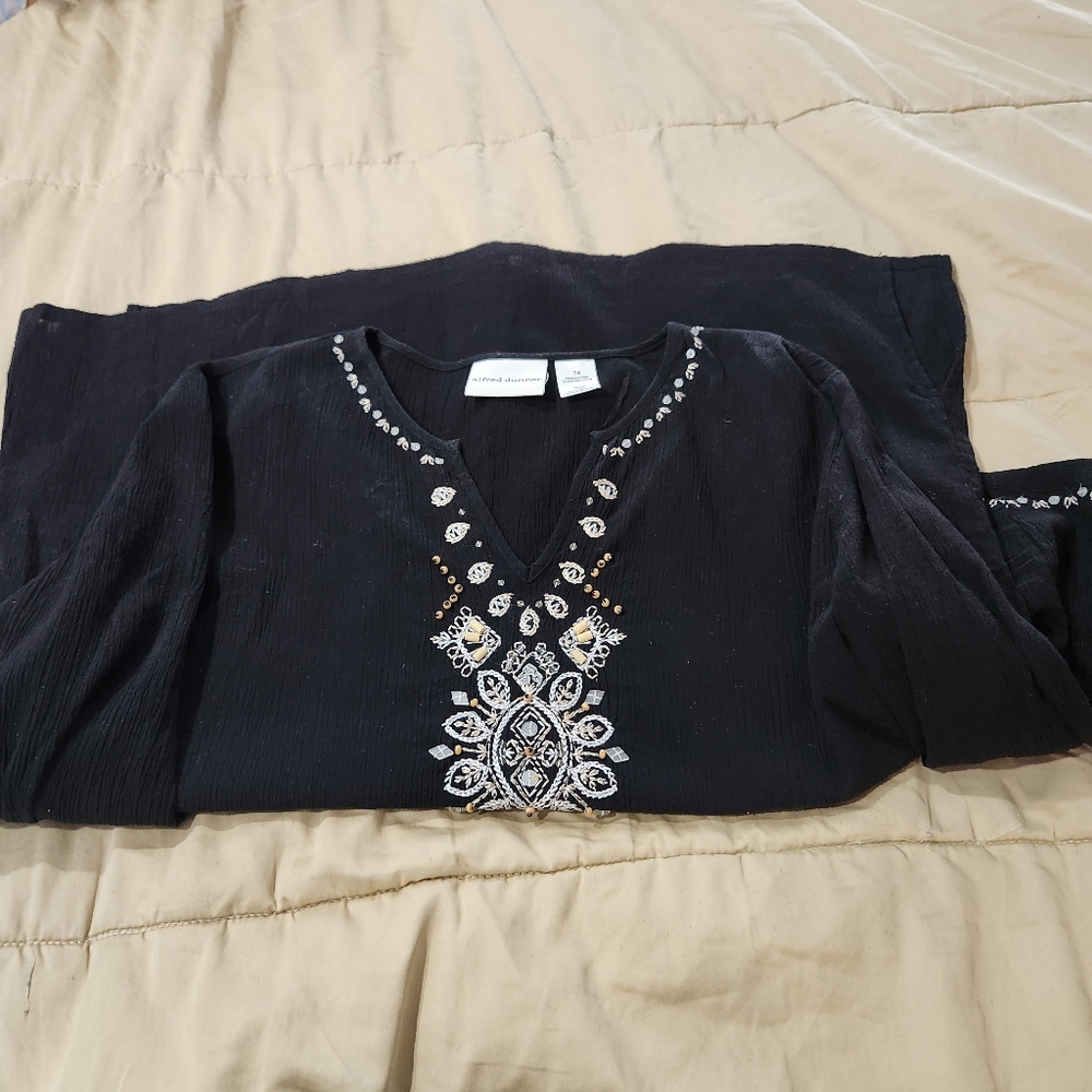 Black light weight blouse